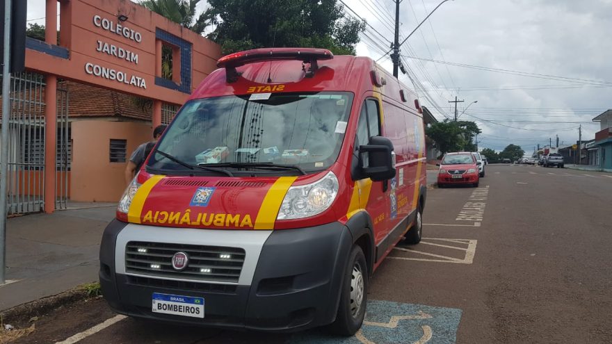 Professora sofre queda no Colégio Consolata e é socorrida pelo Siate