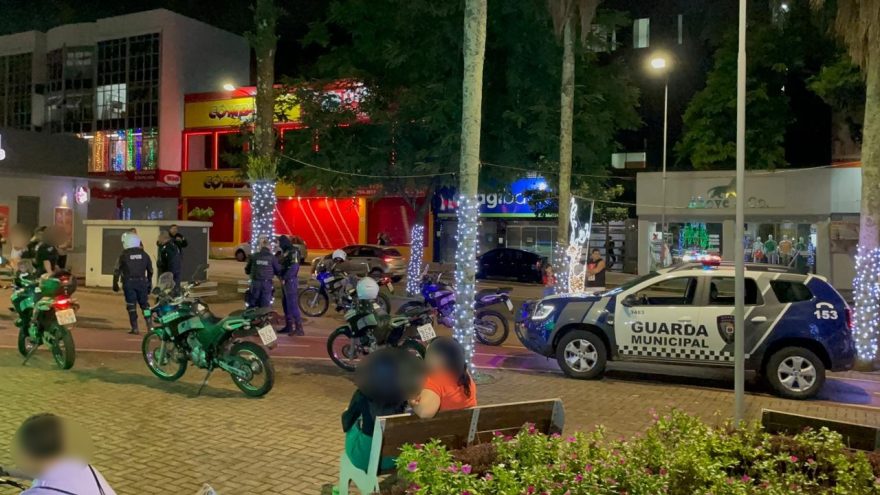 Jovens são presos após confusão no Centro