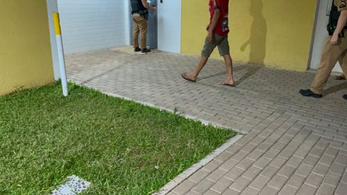 Homem é preso após agredir e tentar enforcar companheira em Capitão Imagem referente a Homem é preso após agredir e tentar enforcar companheira em Capitão