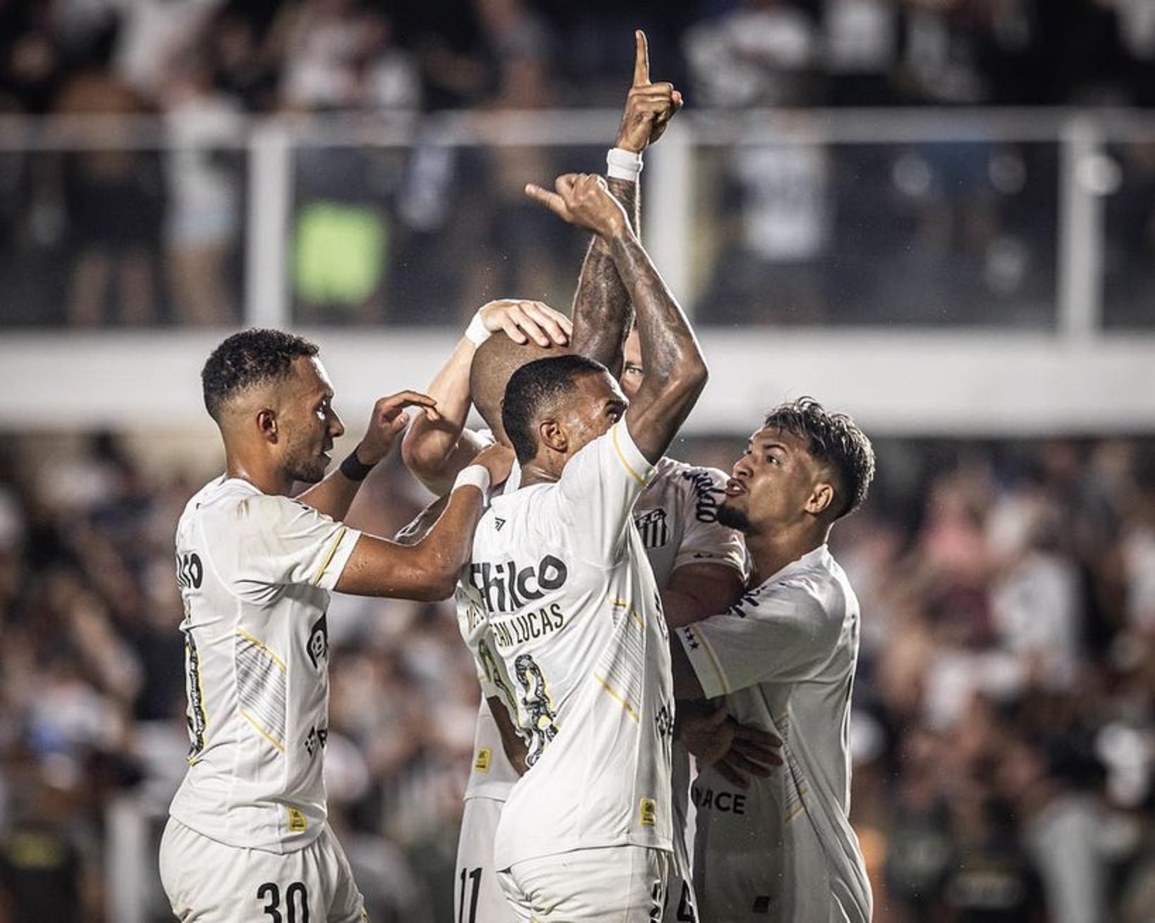 Santos é rebaixado pela primeira vez no Brasileiro - 06/12/2023