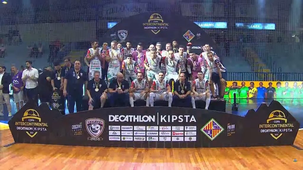 Cascavel Futsal perde para o Palma (ESP) e fica com o vice da Copa Intercontinental