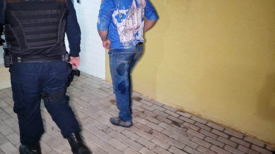 Motorista é preso por embriaguez ao volante no Santa Cruz