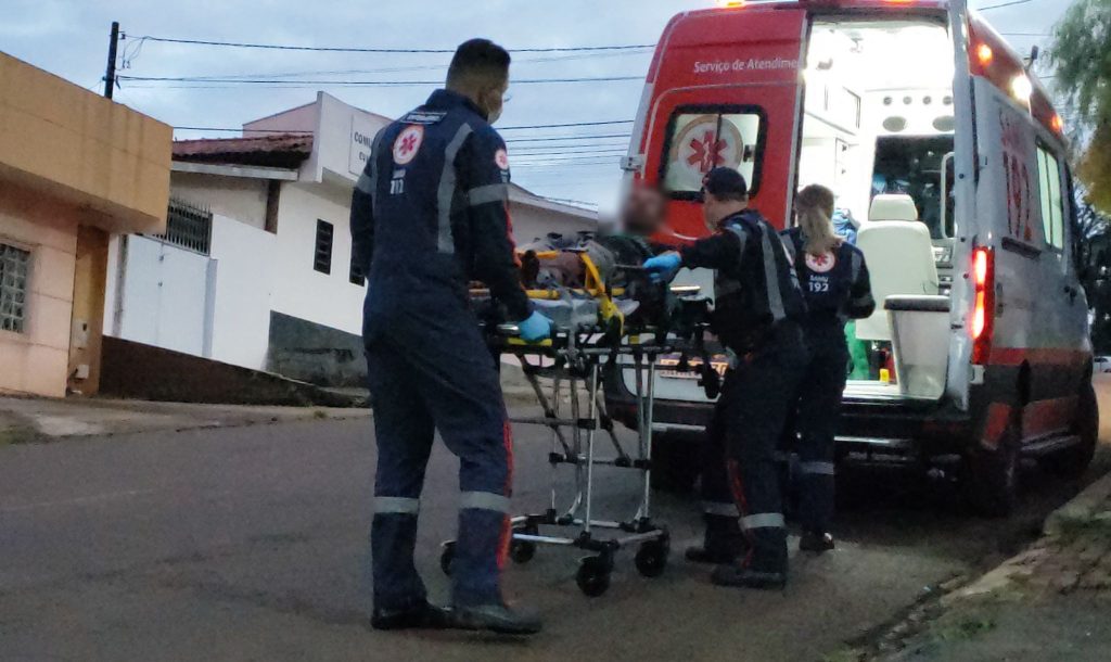 Em surto psicótico, jovem mobiliza Samu e GM após subir no telhado de sua casa no Jardim Novo Milênio