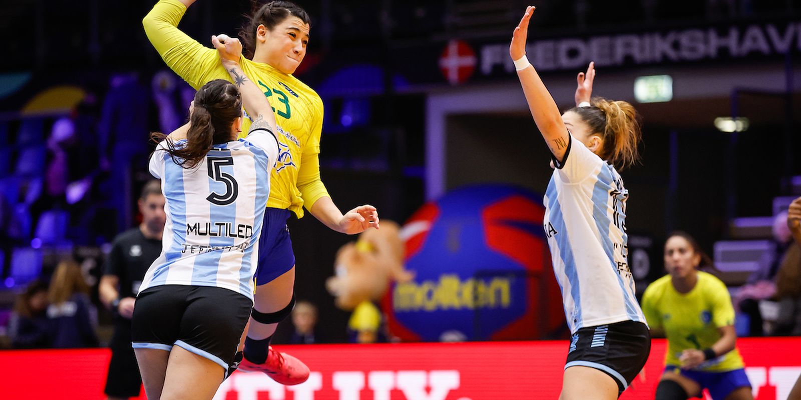 Vôlei: Minas perde na estreia e se complica no Mundial de Clubes