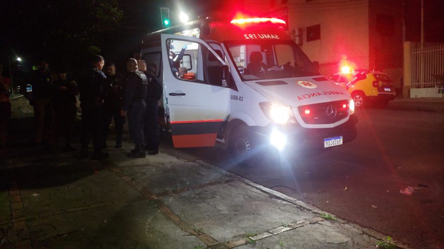 Jovem em surto agride o pai e mobiliza PM, GM e Samu