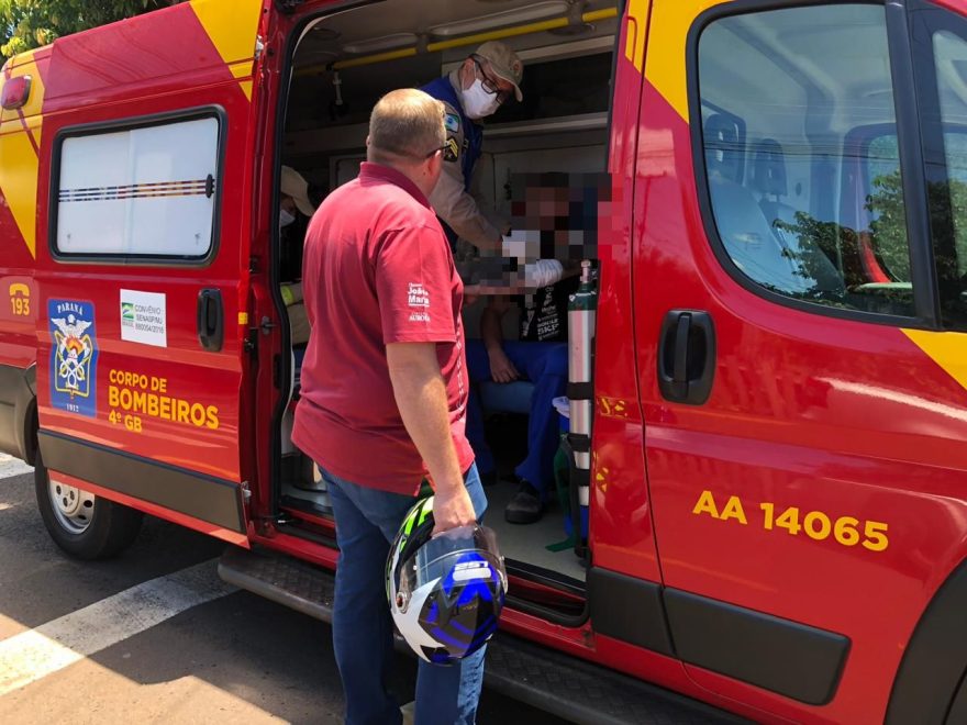 Acidente entre moto e HB20 deixa motociclista ferido no Brasília
