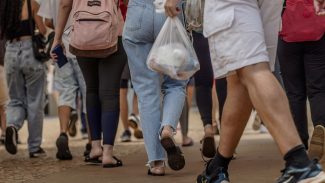 População em situação de rua é tema de redação da reaplicação do Enem