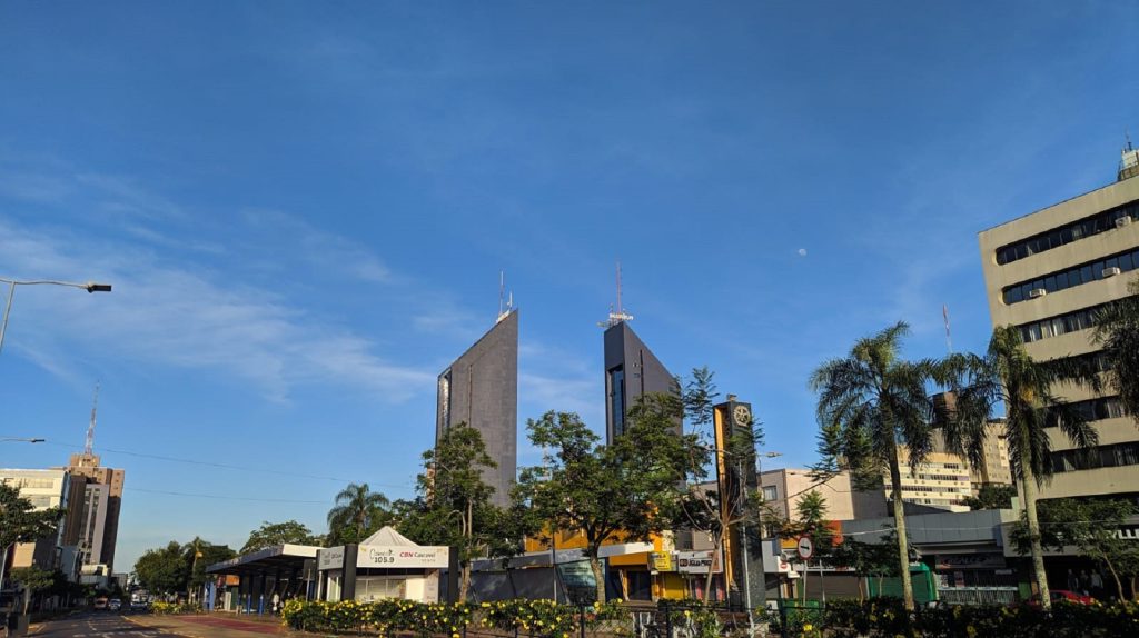 Terça-feira deve ser ensolarada com máxima de 28°C em Cascavel Terça-feira deve ser ensolarada com máxima de 28°C em Cascavel