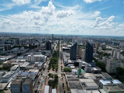 Imagem referente a Avenida Brasil sofre interdição parcial por serviços da Copel