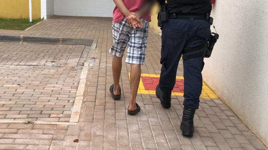 Devendo R$ 5 mil em pensão alimentícia, homem é preso no Pacaembu