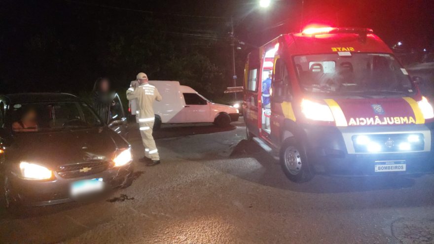 Motociclista fica ferido em acidente na Rua Catanduvas
