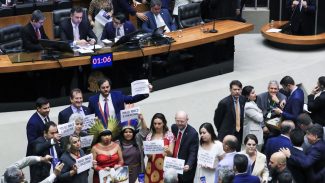 Congresso derruba veto de Lula e mantém marco temporal indígena