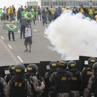 Imagem referente a Moraes vota por condenar mais 29 réus pelos atos de 8 de janeiro