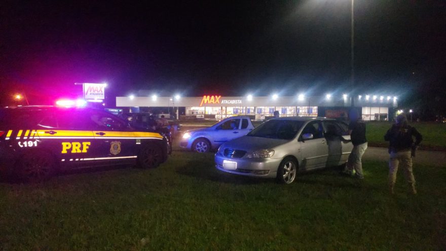 PRF realiza operação contra crimes de trânsito do Trevo do Guarujá