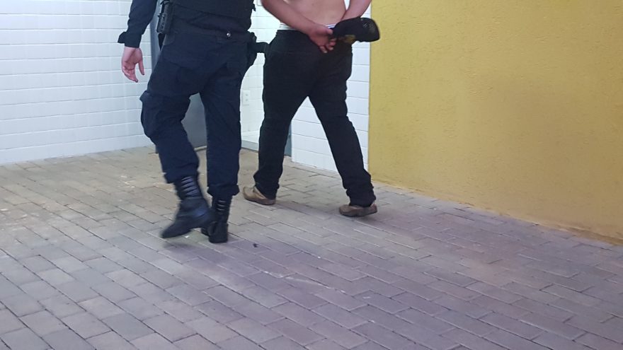 Após fazer zerinho e dar cavalo de pau na frente da viatura da GM, homem é detido por embriaguez