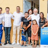 Imagem referente a Governo entrega 1.421 moradias em quatro estados