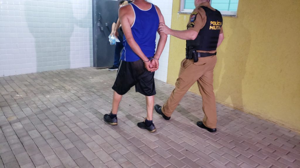 Motorista é preso pela PM ao se envolver em atropelamento em Santa Tereza do Oeste