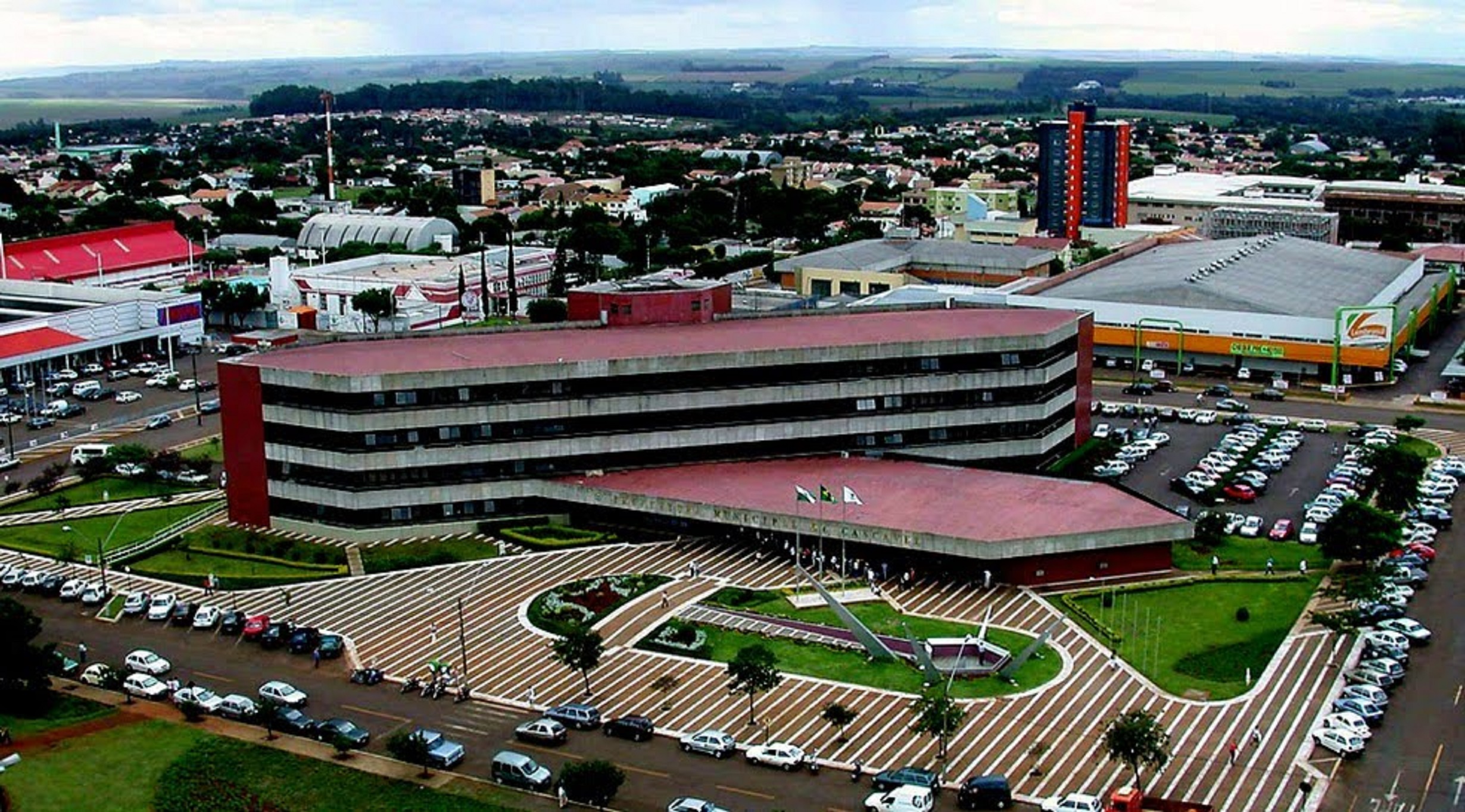 Aprovada lei que aumenta transparência em concursos públicos em Cascavel Aprovada lei que aumenta transparência em concursos públicos em Cascavel