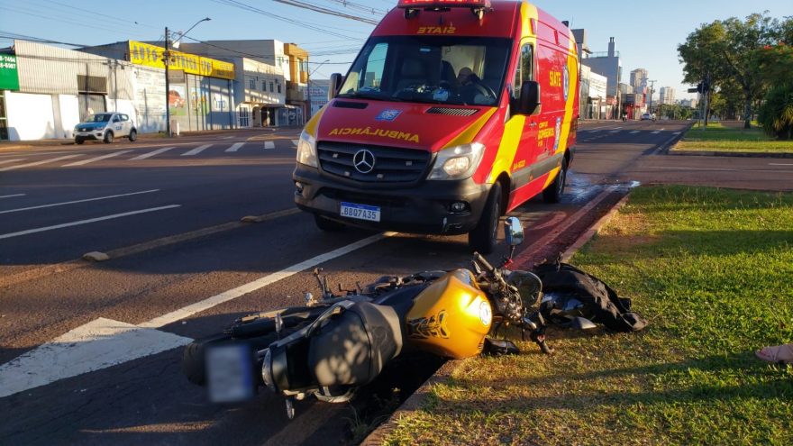 Batida entre Hornet e Fiesta mobiliza Siate na Avenida Tancredo Neves