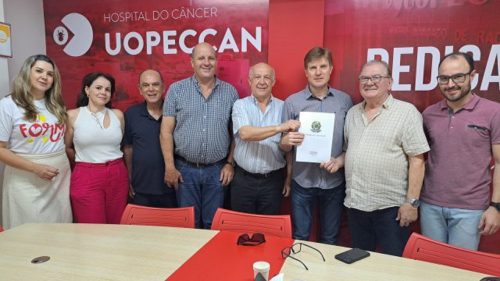 Nelsinho Padovani e SESA destinam recurso para compra de peça do aparelho de radioterapia da Uopeccan Imagem referente a Nelsinho Padovani e SESA destinam recurso para compra de peça do aparelho de radioterapia da Uopeccan