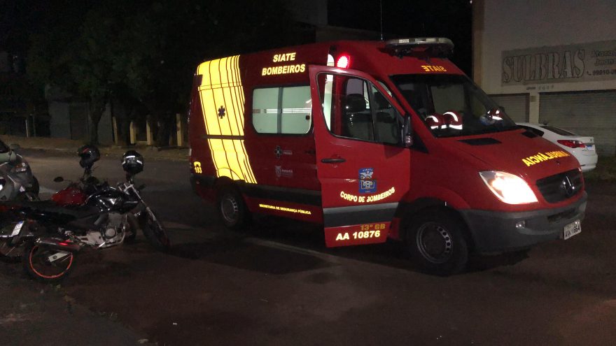 Equipe do Siate é acionada para atender ocorrência de queda de pessoa na Rua Osvaldo Cruz