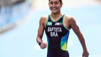 Triatleta Luisa Baptista é transferida para Hospital das Clínicas
