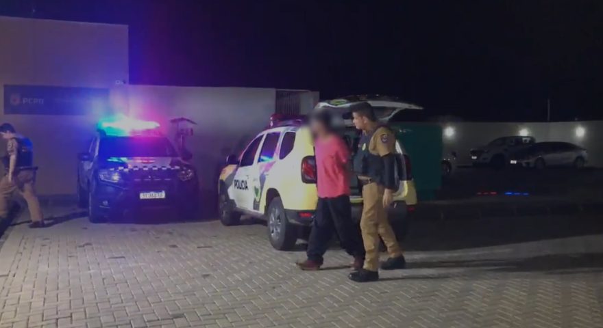 Jovem é preso por empurrar ex e ameaçar incendiar residência no Interlagos