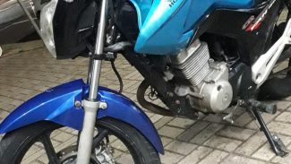 Motocicleta Honda Fan foi furtada na Rua Mato Grosso no Centro