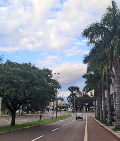 Imagem referente a Quarta-feira deve ser nublada e abafada em Cascavel com máxima de 30°C