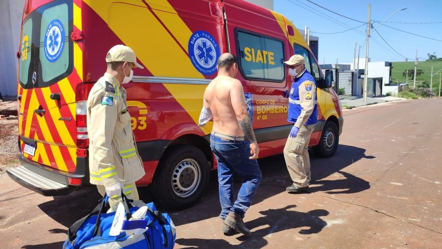Homem sofre corte de lixadeira enquanto trabalhava em uma obra no Bairro Tropical III
