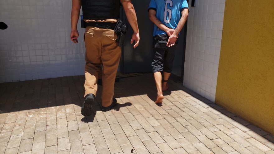 Homem é encaminhado à Delegacia após denúncia de furto de mobilete