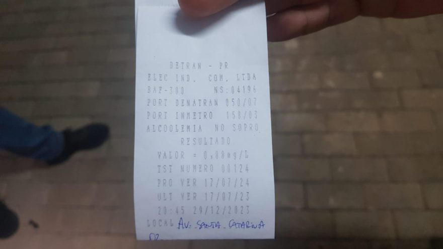 BAFÃO NO VOLANTE! Homem é pego pela PM em Corbélia com moto irregular e alcoolizado