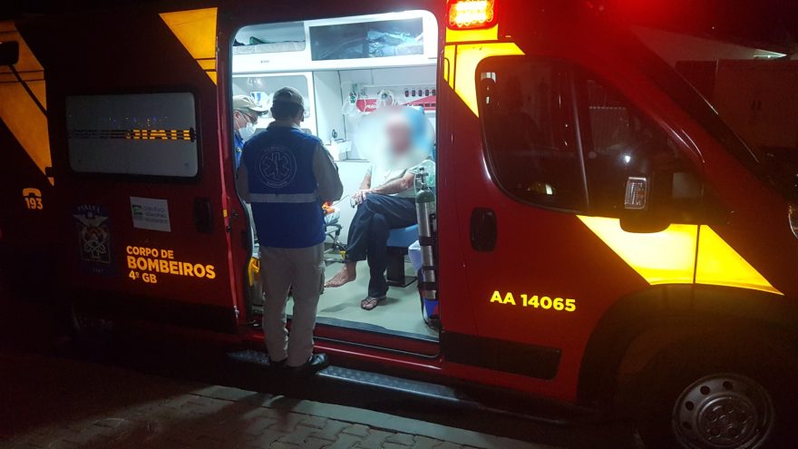 Idoso é socorrido com corte na cabeça no Floresta