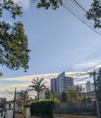 Imagem referente a Quinta-feira será de sol e clima ameno em Cascavel; máxima deve ser 24°C