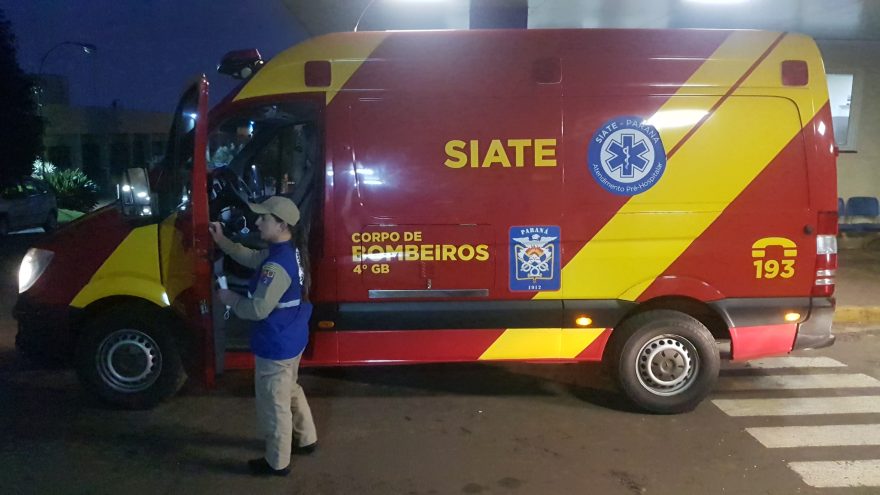 Ciclista é encaminhado ao HUOP após acidente de trânsito na Avenida Tancredo Neves