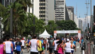 Tradicional corrida de São Silvestre reúne 35 mil atletas em SP