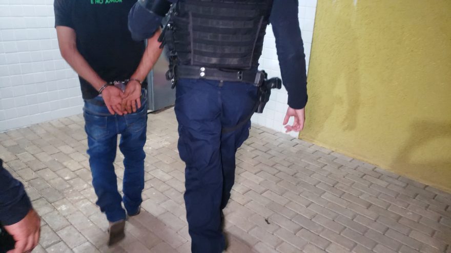 Em clima de Ano Novo: homem é preso após ameaçar familiares de morte
