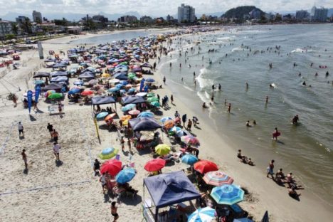 Sanepar produziu 1,2 bilhão de litros de água nas duas últimas semanas do ano no Litoral