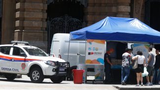 São Paulo tem tarde de tempo nublado e abafado