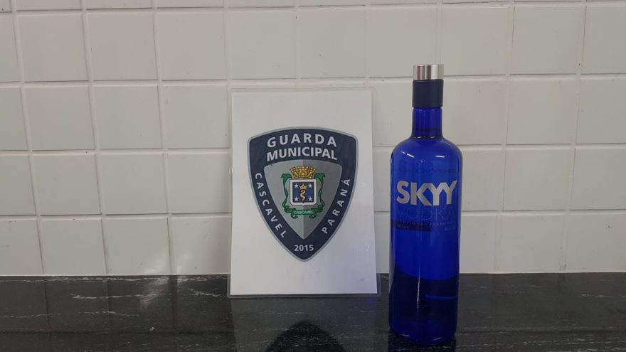 Começou o fim de semana! Homem é preso após furtar garrafa de vodka no Morumbi