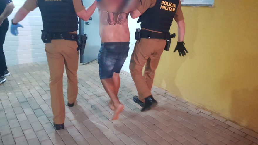 Homem é detido após bater em irmã gestante no Bairro Santa Cruz