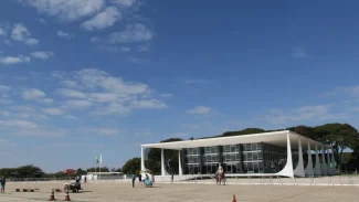 Praça dos Três Poderes será restaurada, diz Cappelli