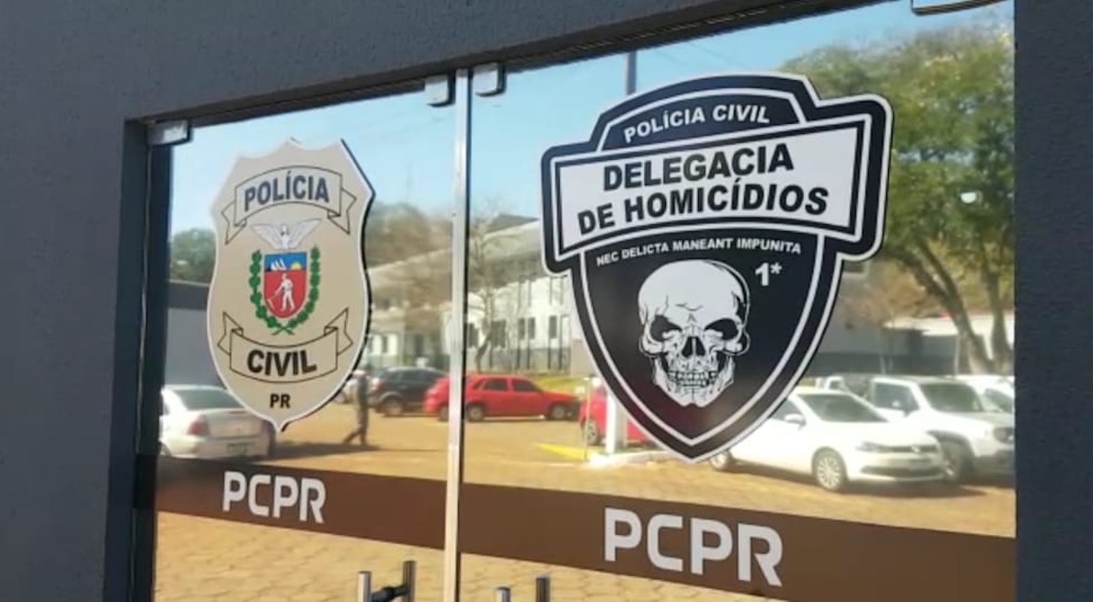 Ação do COPE e da DH prendem procurado pela Justiça no Bairro Coqueiral