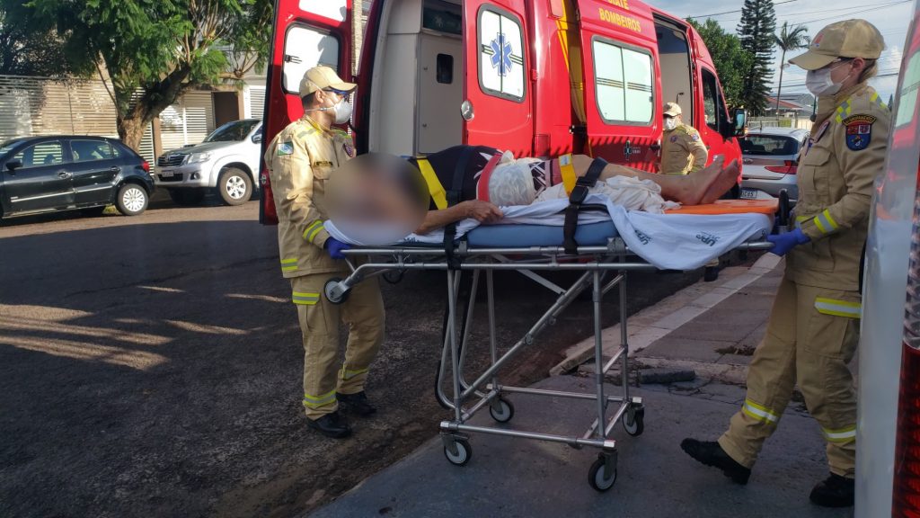 Idosa é socorrida após sofrer queda dentro de residência no Maria Luísa