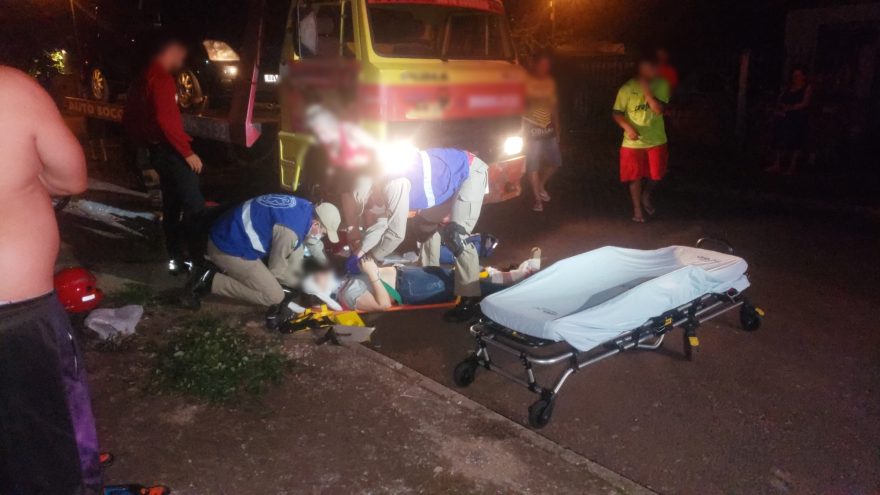 Jovem sofre fratura exposta em acidente com caminhão guincho no Bairro Interlagos