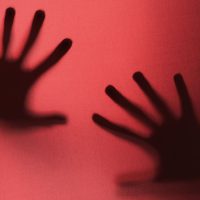 Imagem referente a Penas para crimes contra criança e adolescente ficam mais rigorosas