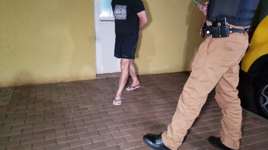 “Pai” é preso ao espancar o filho de 12 anos no Riviera