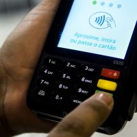 Imagem referente a Senacon pede que empresas de pagamento expliquem cobrança de juros