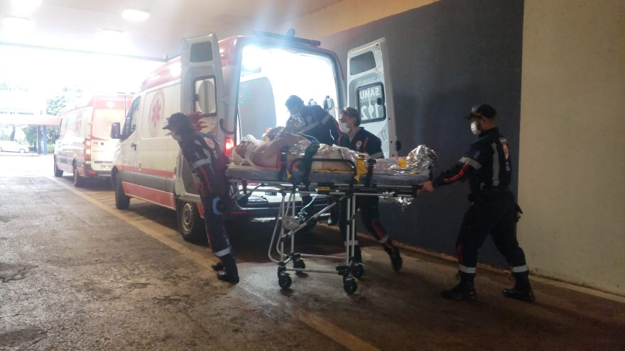 Vítima de acidente na BR-277 em Guaraniaçu é encaminhada de helicóptero ao HUOP