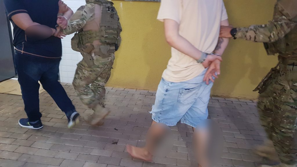 Dupla é presa com haxixe em Santa Tereza do Oeste